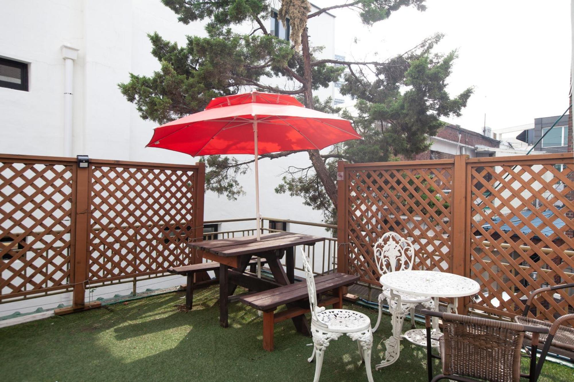 Jeong House Hotel Seoel Buitenkant foto