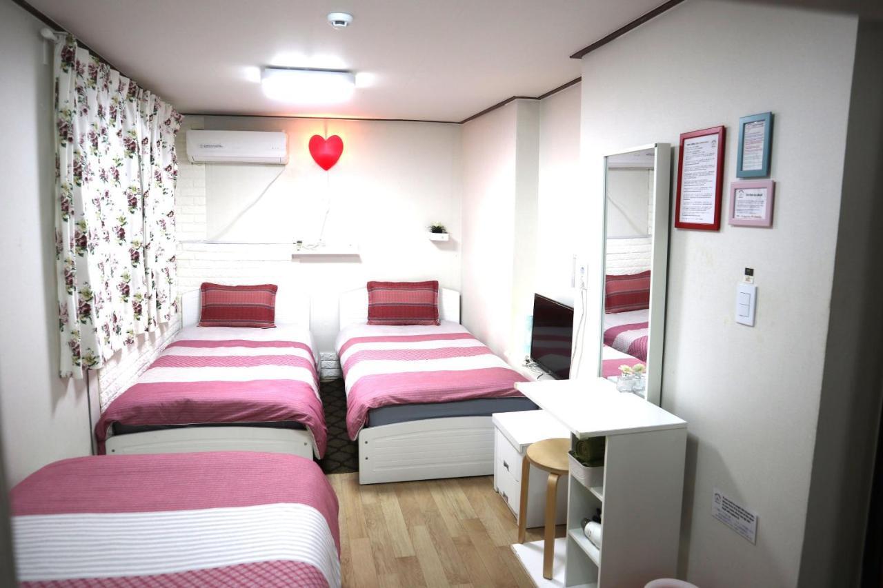Jeong House Hotel Seoel Buitenkant foto