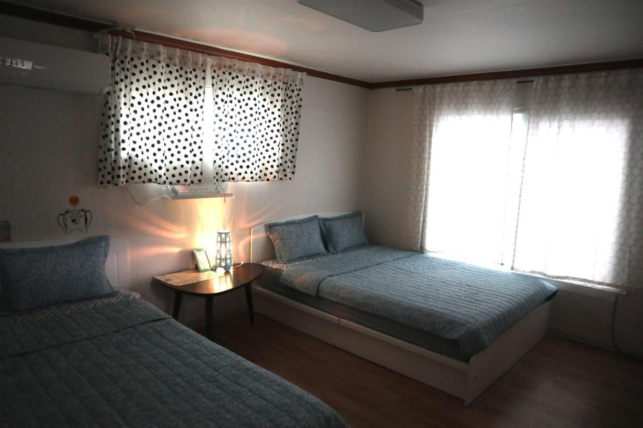 Jeong House Hotel Seoel Buitenkant foto