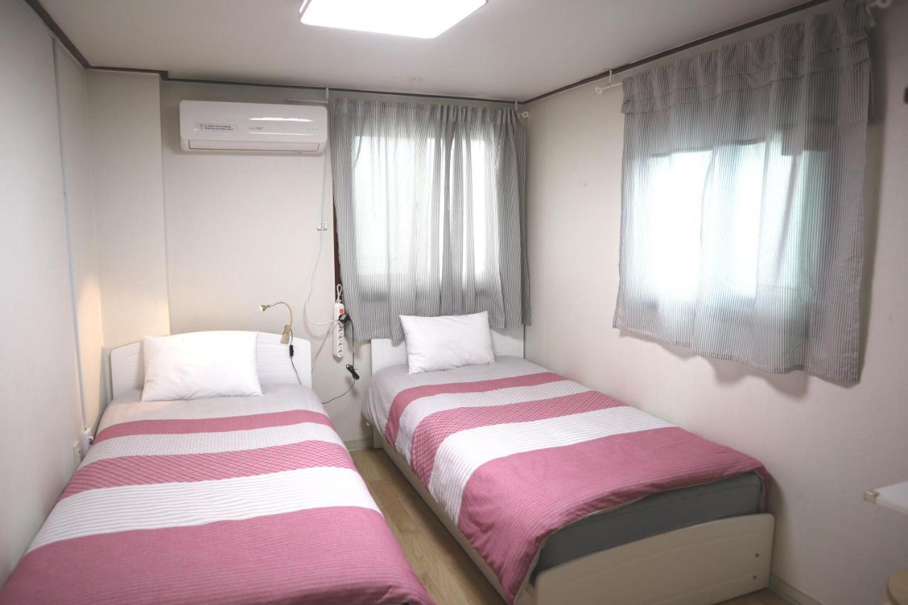 Jeong House Hotel Seoel Buitenkant foto